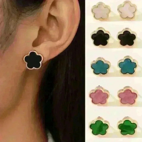 Pink Clover Stud Earrings - Picture 2 of 2